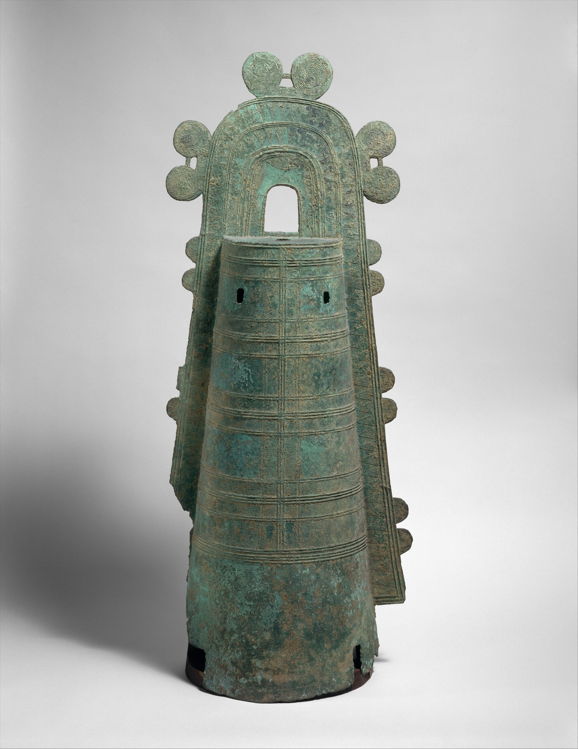 銅鐸（メトロポリタン美術館所蔵、1〜2世紀）