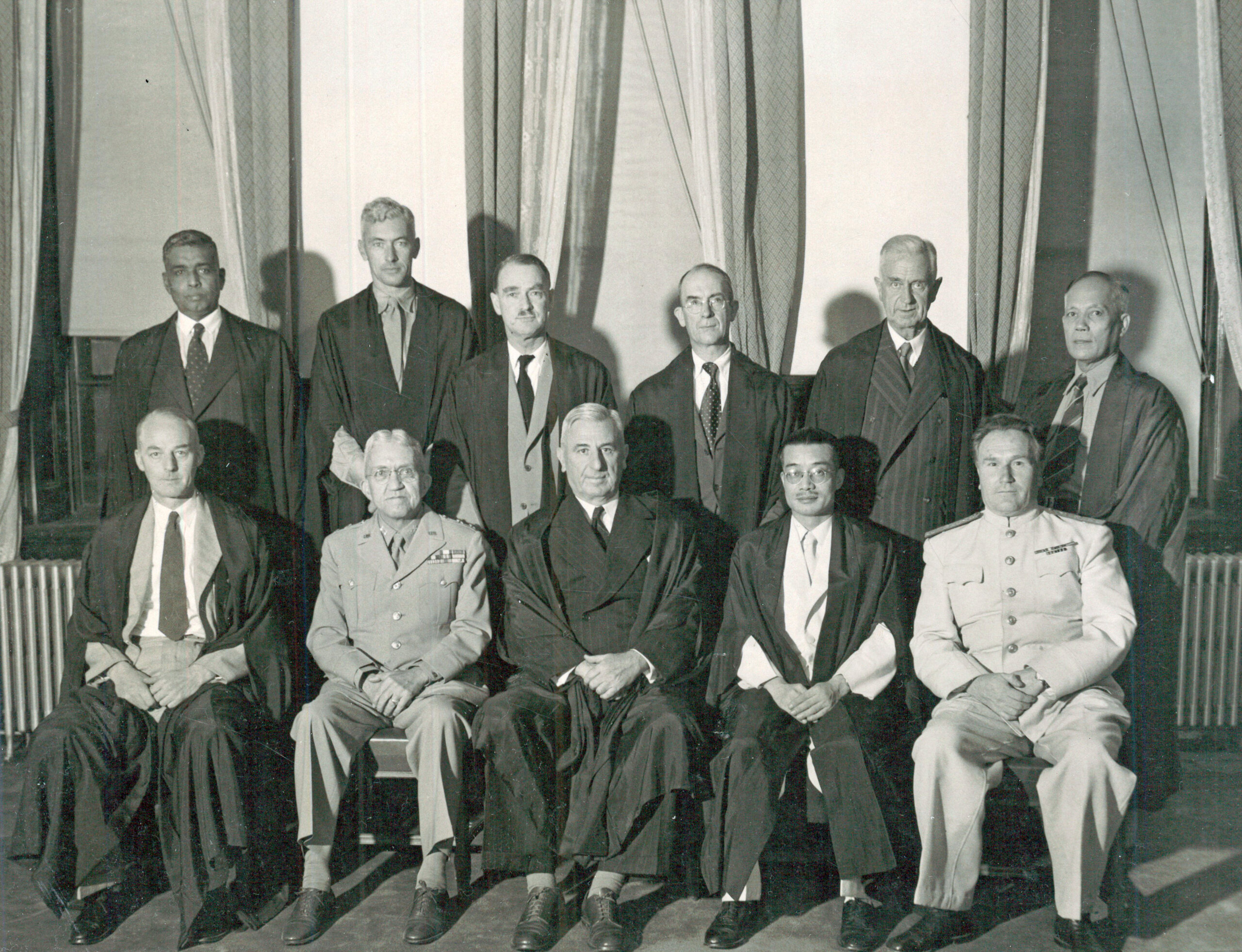 東京裁判（極東国際軍事裁判）の法廷の様子