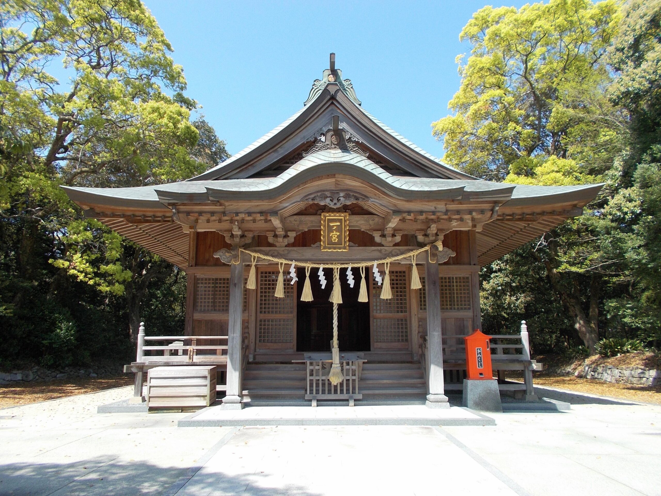 鏡神社(一の宮・本殿)佐賀県唐津市