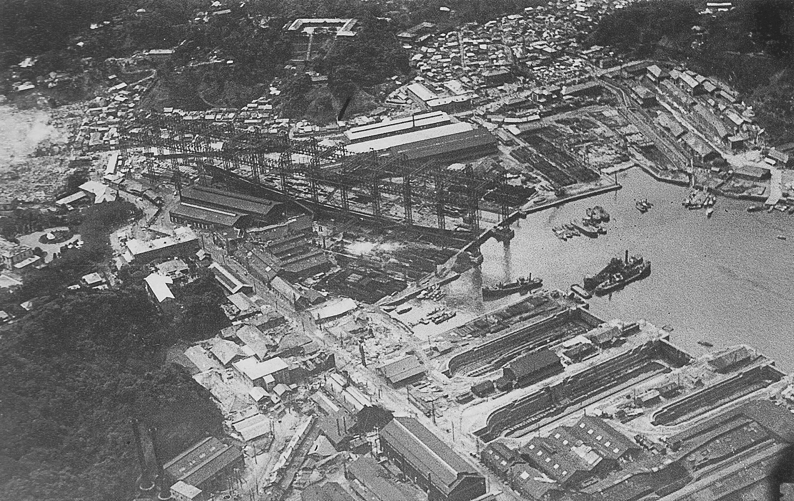 関東大震災で被害を受けた横須賀海軍工廠