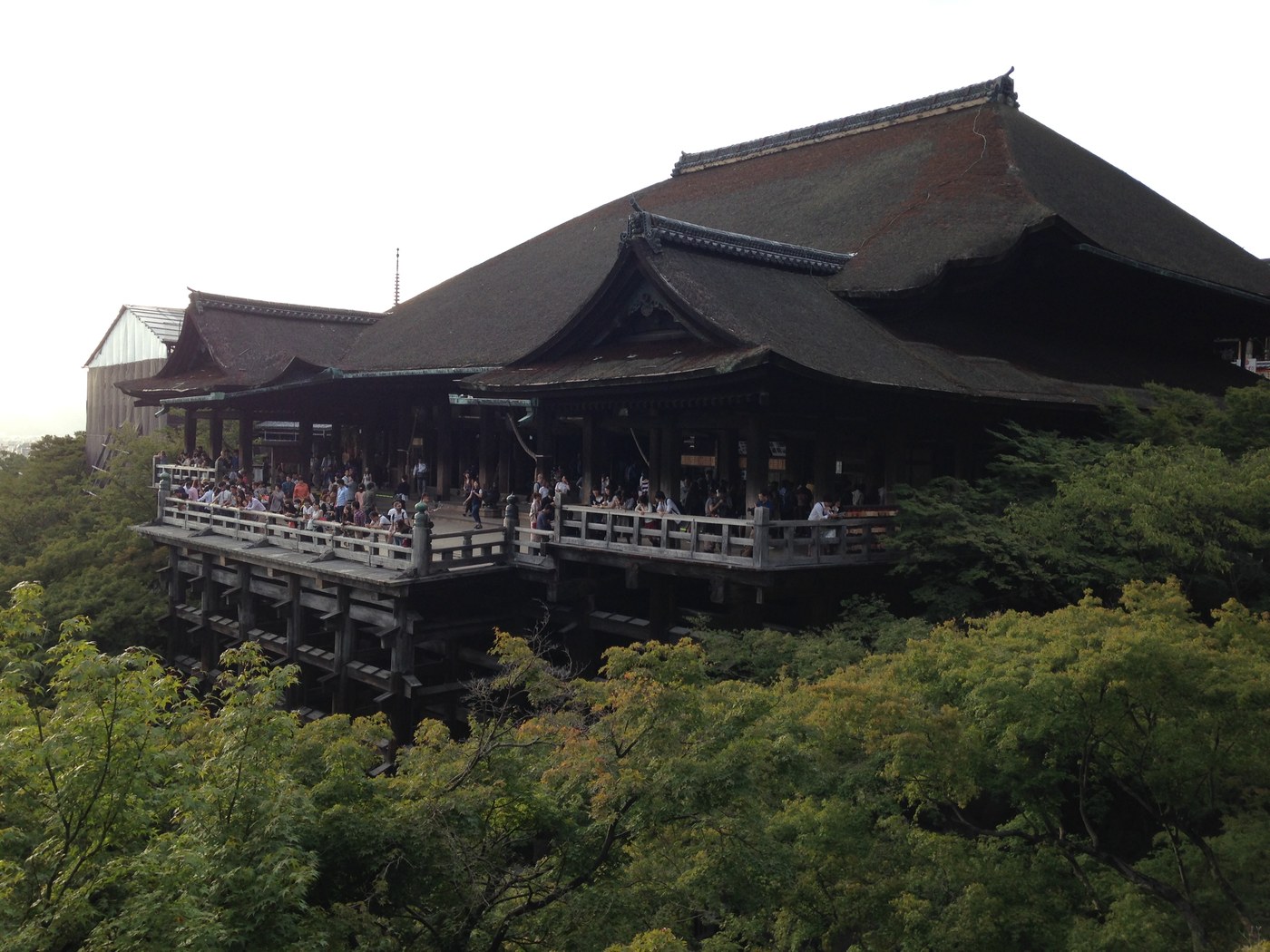 清水寺の清水の舞台