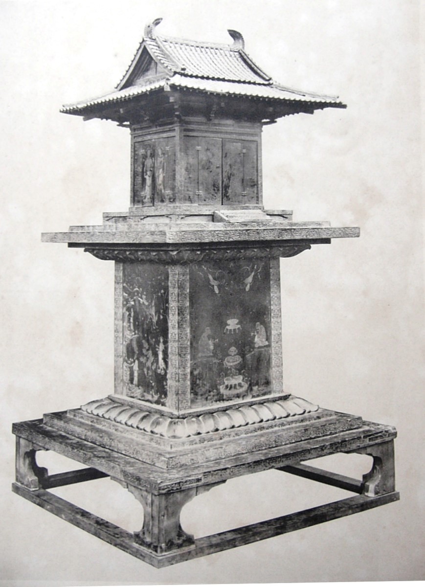 玉虫厨子（法隆寺所蔵）