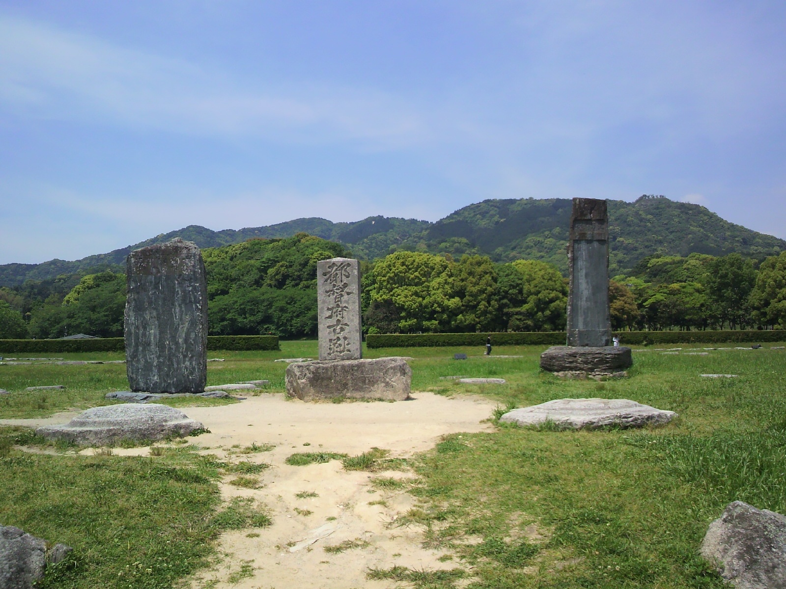 大宰府政庁跡(都府楼跡)