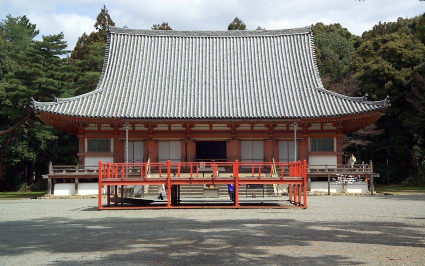 醍醐寺の金堂(国宝)