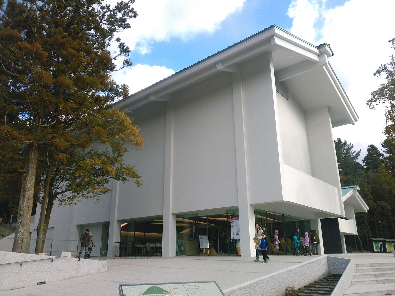 春日大社 国宝殿