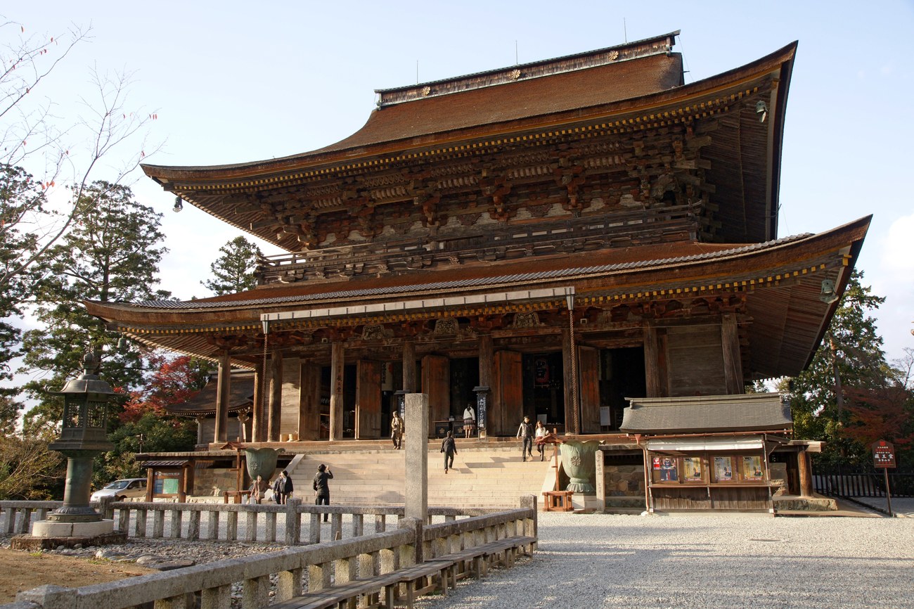 金峯山寺の蔵王堂