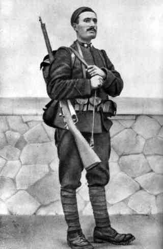 1917年、若き日のベニート・ムッソリーニ