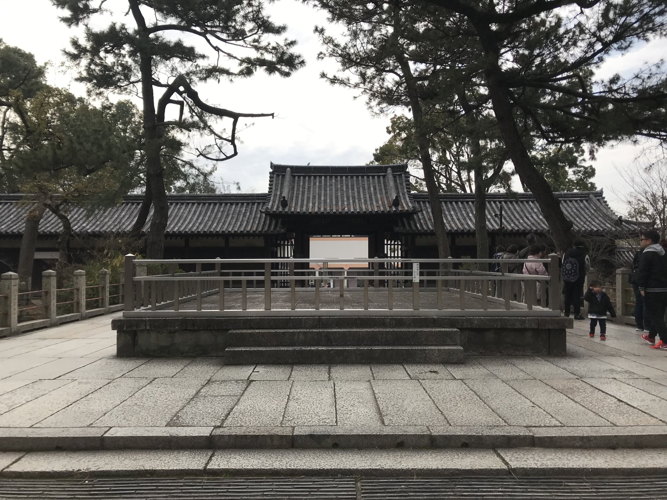 住吉大社の石舞台（重要文化財）