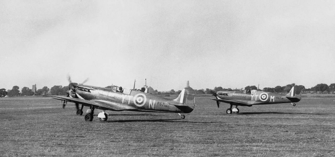 バトル・オブ・ブリテンで活躍したイギリス空軍のスピットファイア戦闘機