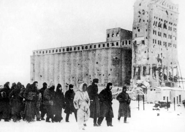 スターリングラードで投降したドイツ軍の捕虜たち（1943年）
