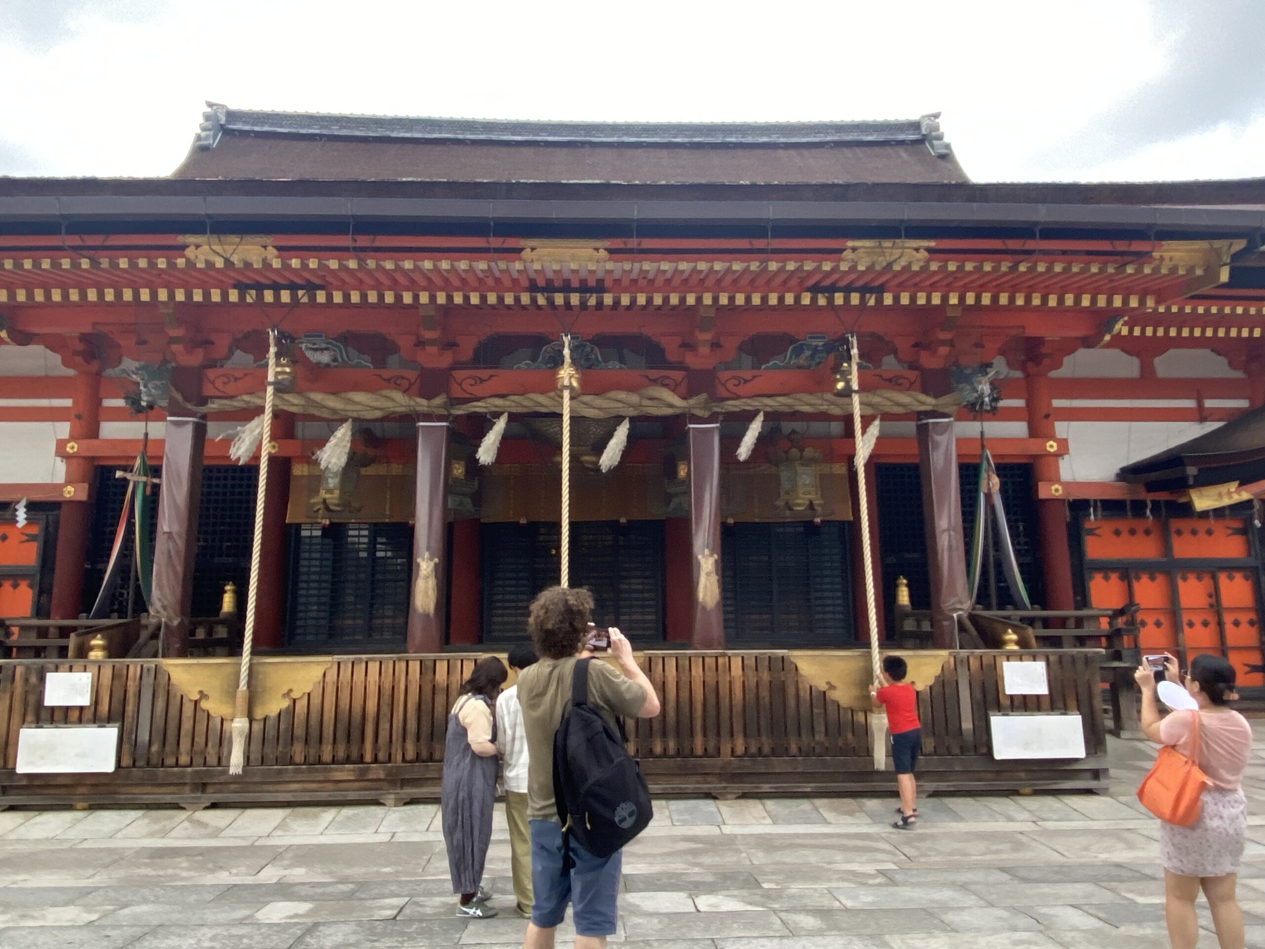 八坂神社の本殿(国宝)祇園造の独特な建築様式