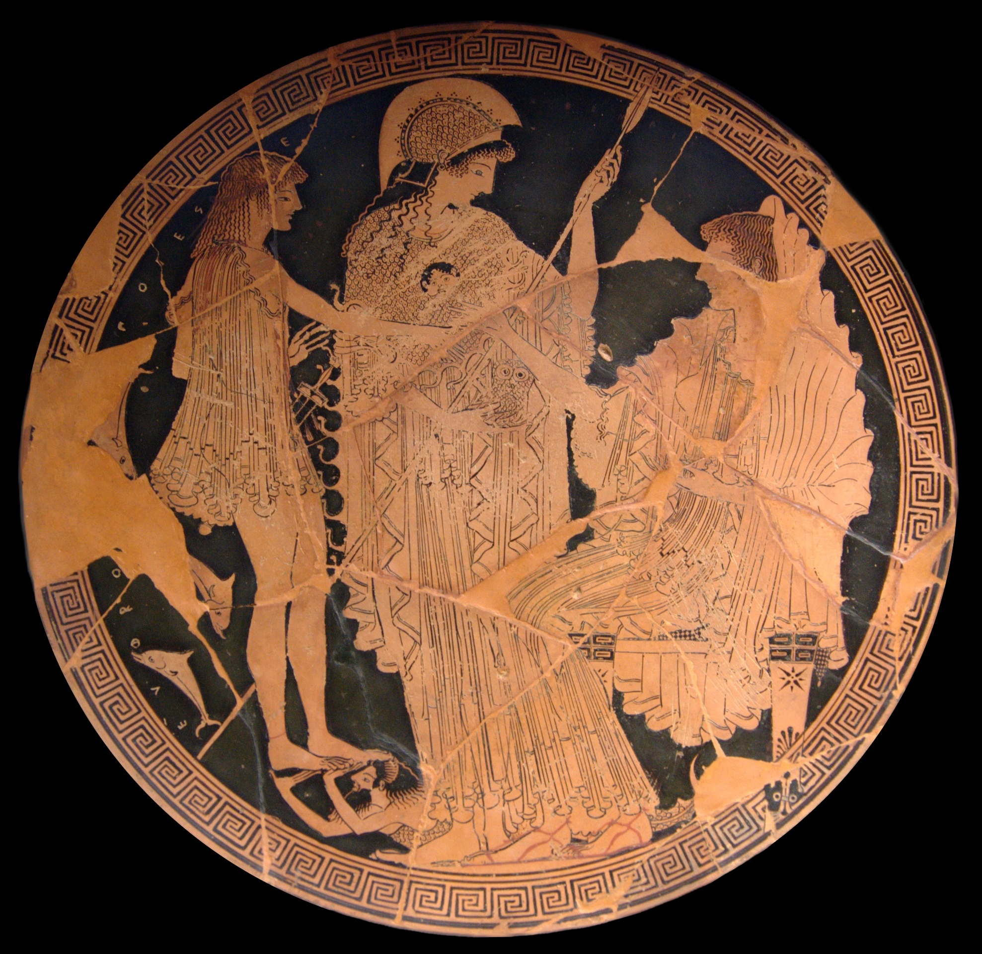 テセウス、アテナ、海神の前に立つ姿を描いた古代ギリシャの陶器(ルーヴル美術館所蔵)