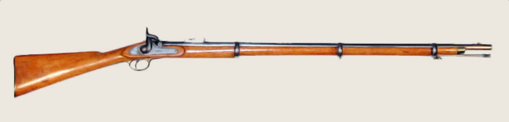 1853年式エンフィールド銃の全体像。木製の銃床と長い銃身を持つ前装式のライフル銃
